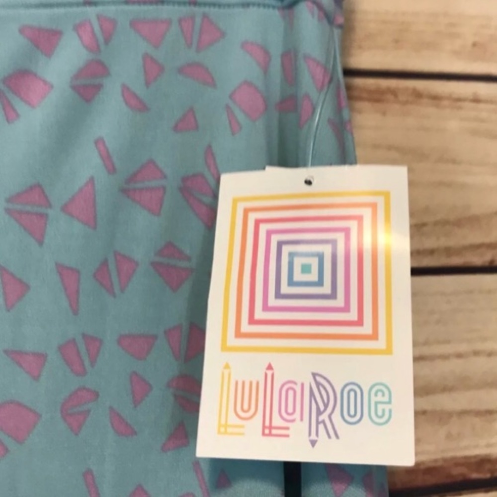 ⭐️⭐️FLASH SALE⭐️⭐️LuLaRoe